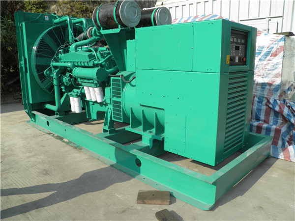 徐水发电车出租-柴油发电机散热器怎样散热