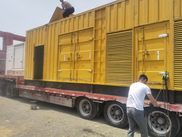 徐水发电机出租100KW发电机需要什么规格的电缆线？
