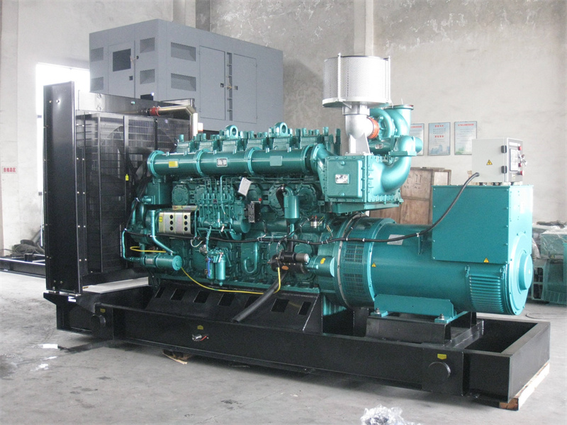 徐水200KW 柴油发电机的油耗是多少？