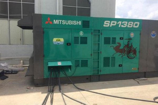 徐水为什么有些柴油发电机组的输出电压可以调节？