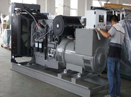 徐水柴油发电机组和储能设备配合使用的案例