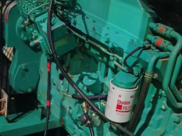 徐水如何确定新的发电机组控制系统是否与原系统兼容？